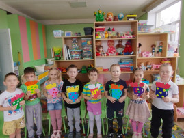 Акция «Я для милой мамочки сделаю подарочек» Акция «Я для милой мамочки сделаю подарочек».